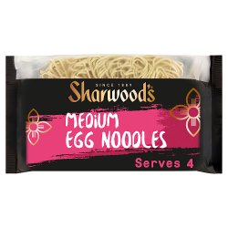 Sharwood's Medium Egg Noodles 226g