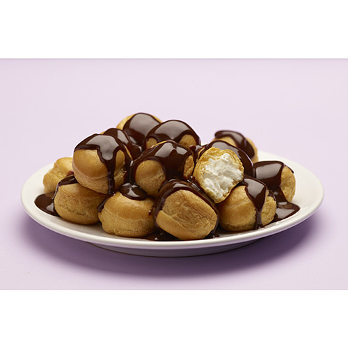 Mr King's Profiteroles with Chocolate Sauce 236g
